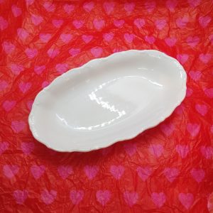 Ovalt uppläggningsfat/skål 24