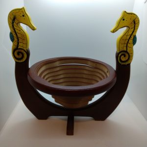 Träskål m sjöhästar