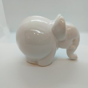 Elefant JIE (L)