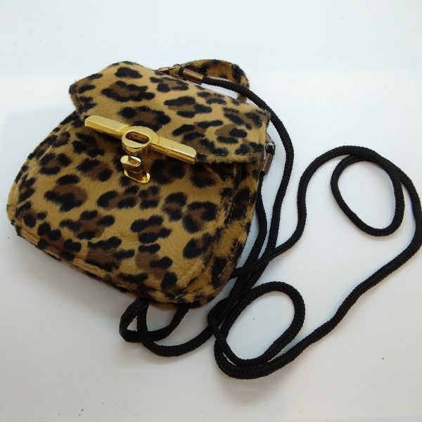 Festväska leopard