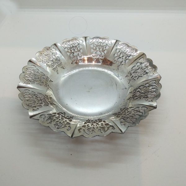 Genombrutet fat nysilver